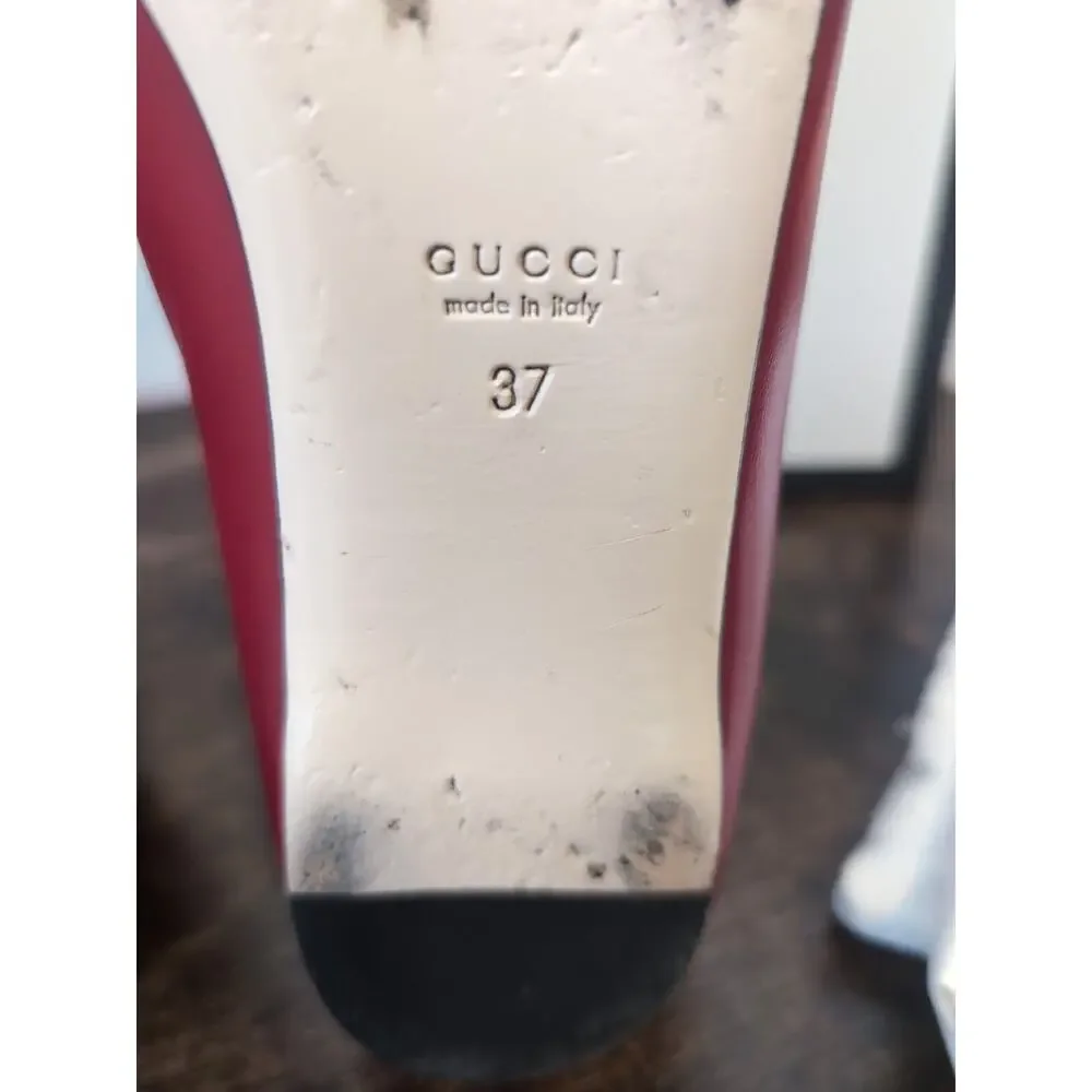 Gucci womens red